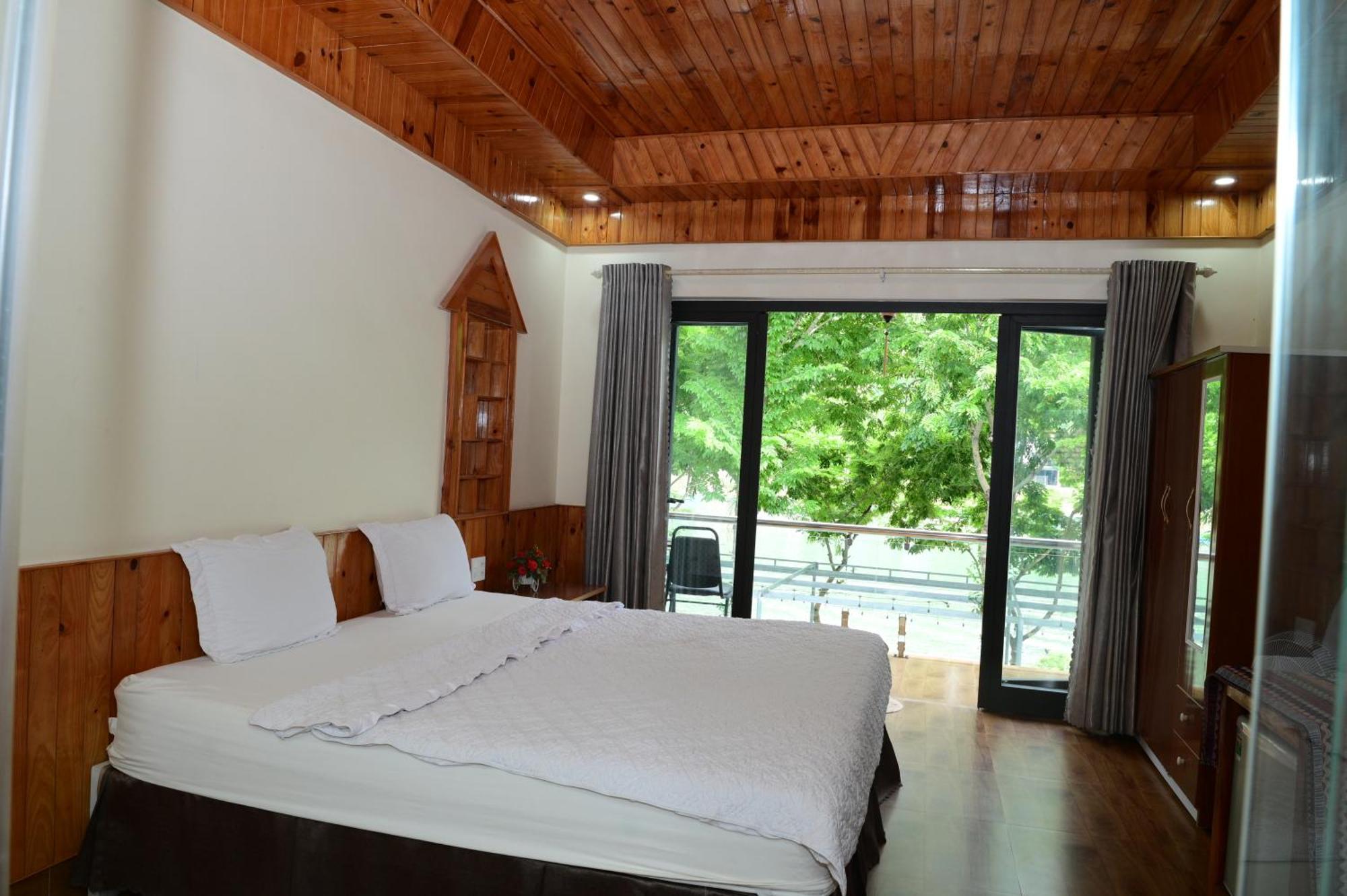 Restful River Homestay Phong Nha