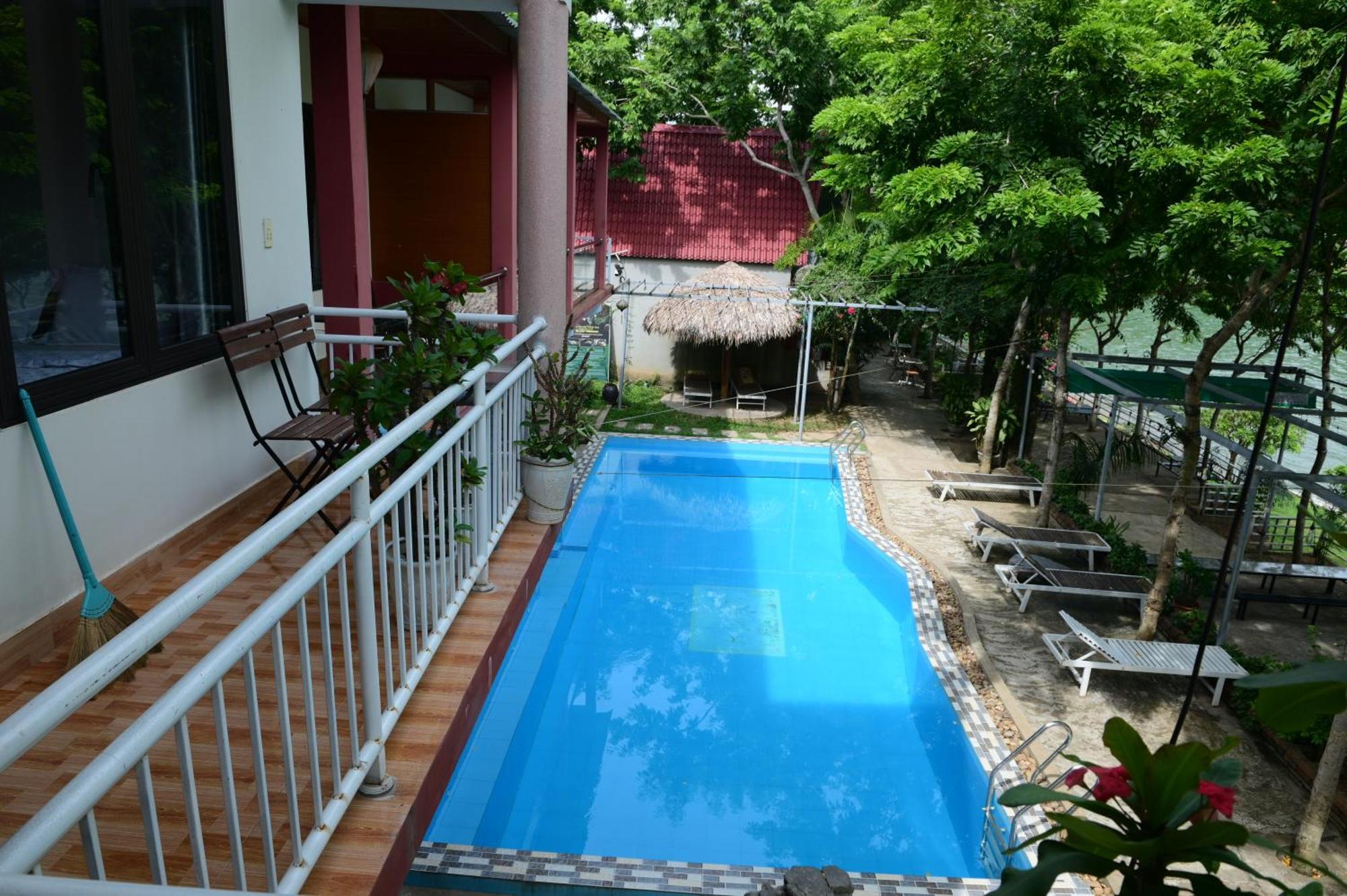Restful River Homestay Phong Nha